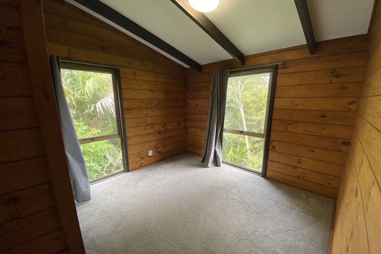 Photo of property in 26 Seaview Road, Glenfield, Auckland, 0629