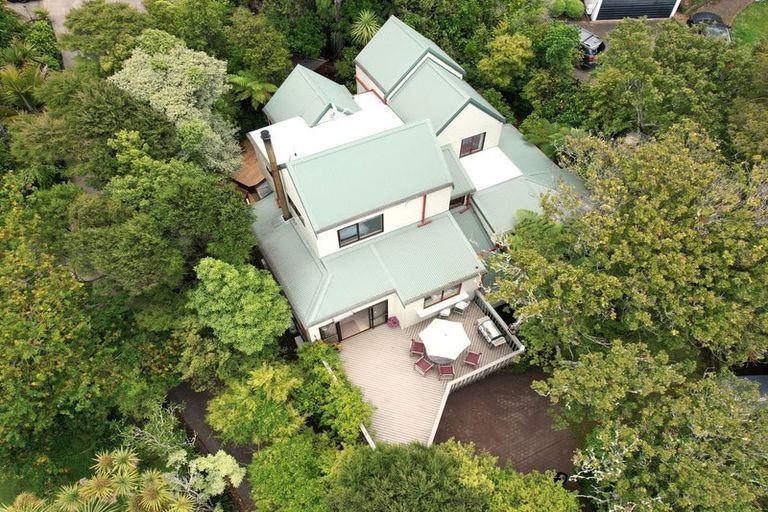 Photo of property in 28 Latitude Close, Whitby, Porirua, 5024