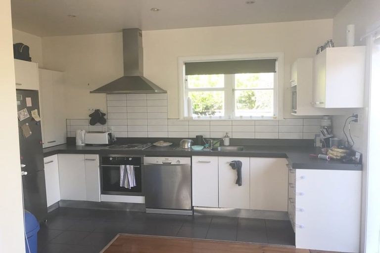 Photo of property in 267 Riverside Drive, Waterloo, Lower Hutt, 5011