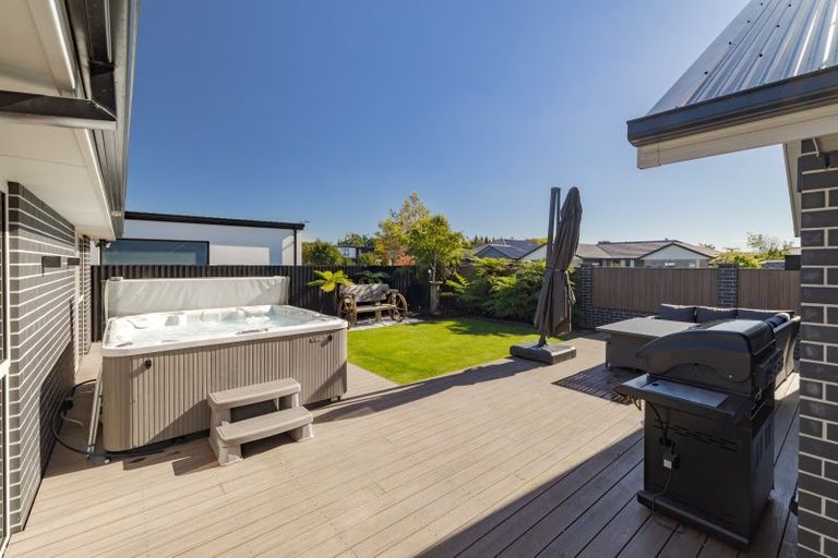 Photo of property in 120 Georgina Street, Marshland, Christchurch, 8083