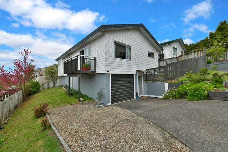 Photo of property in 14a Jean Place, Stanmore Bay, Whangaparaoa, 0932