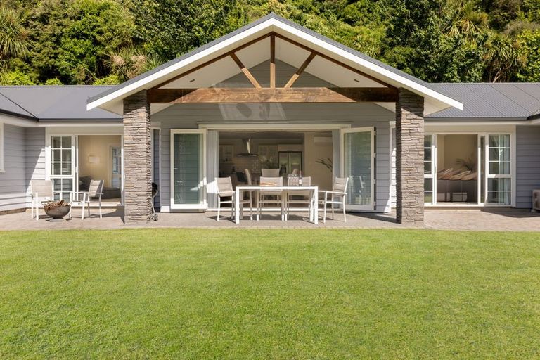 Photo of property in 40r Stonebridge Way, Pyes Pa, Tauranga, 3112