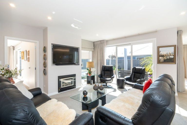 Photo of property in 5a Guthrie Road, Havelock North, 4130