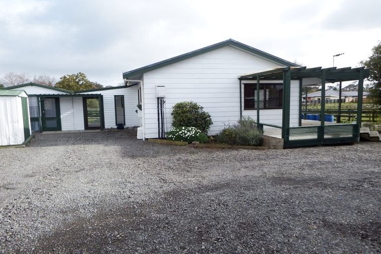 Photo of property in 14 Pukepapa Road, Marton, 4710