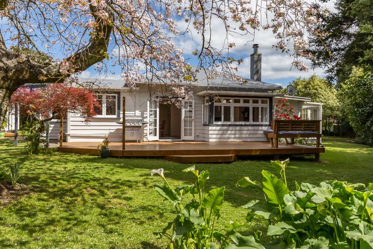 Photo of property in 6 Campbell Drive, Warkworth, 0910