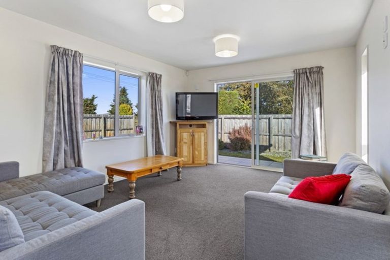 Photo of property in 2 Levin Street, Cheviot, 7310