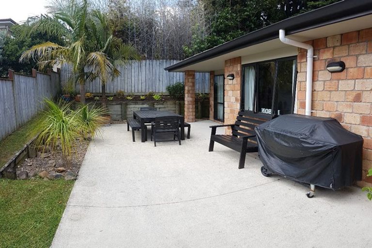 Photo of property in 17 Owens Road, Waiuku, 2123