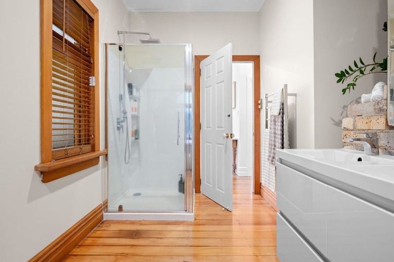 Photo of property in 21 Dinsdale Road, Dinsdale, Hamilton, 3204