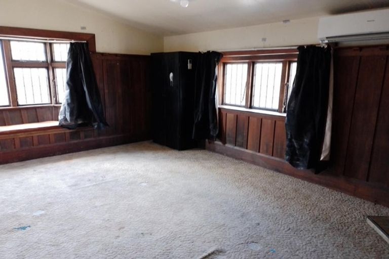 Photo of property in 100 Mackenzie Avenue, Woolston, Christchurch, 8023