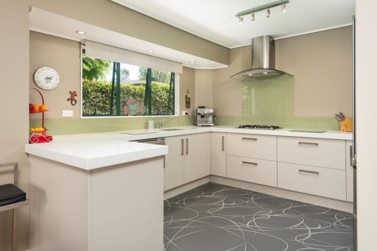 Photo of property in 1 Saunders Place, Te Puke, 3119