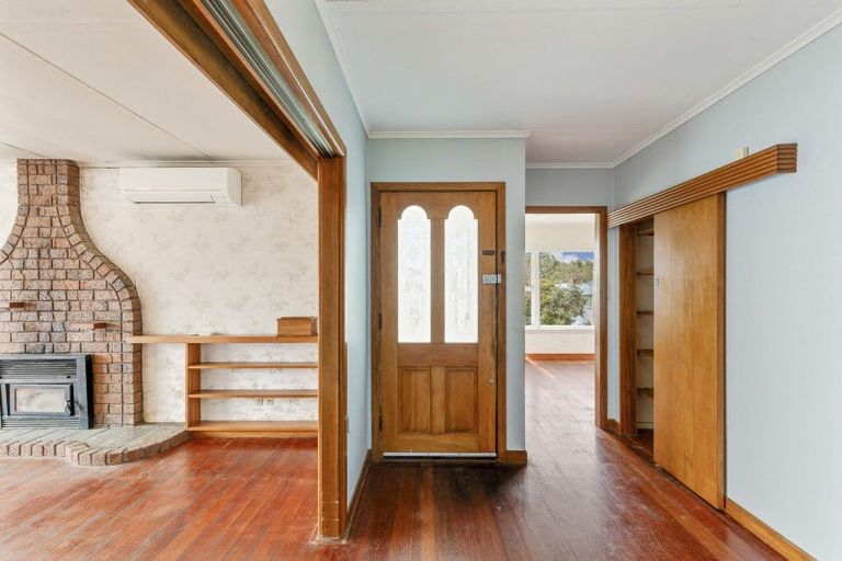 Photo of property in 3 Wiremu Place, Blagdon, New Plymouth, 4310