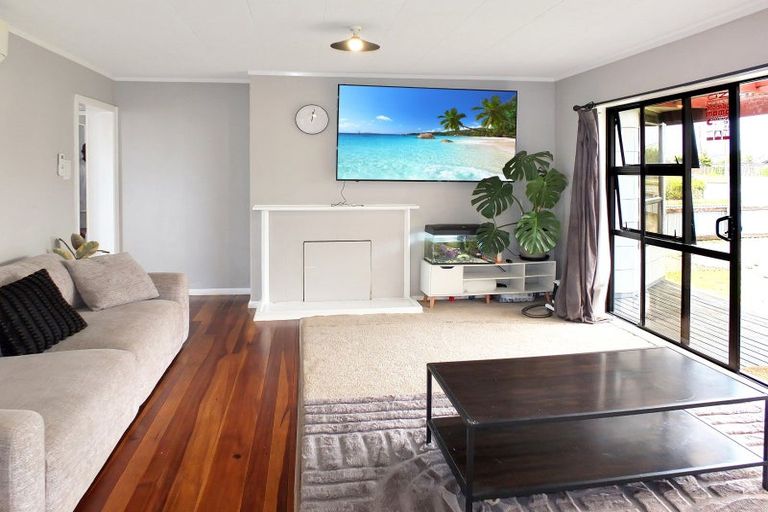 Photo of property in 8 Russell Street, Foxton, 4814