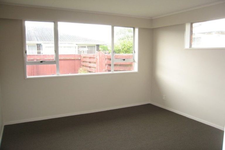 Photo of property in 70c Featherston Street, Takaro, Palmerston North, 4412