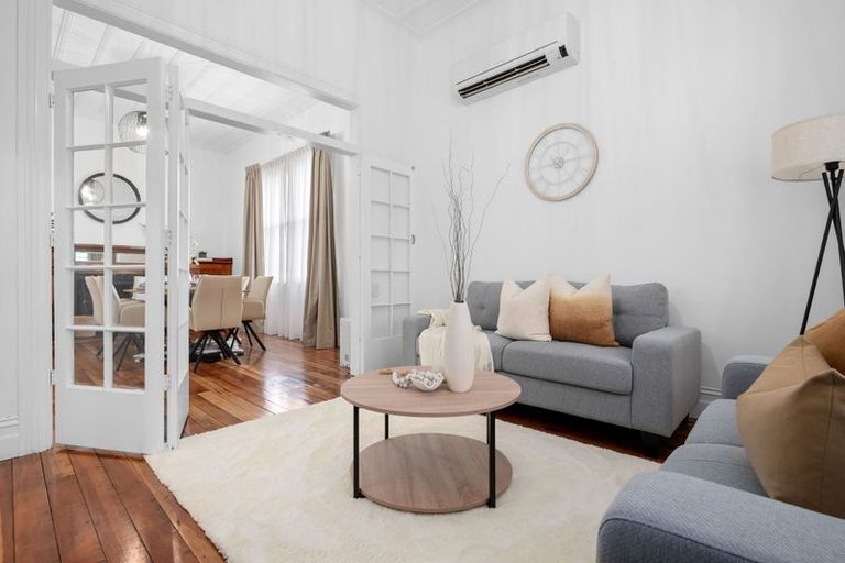 Photo of property in 6 Johnson Street, Dinsdale, Hamilton, 3204