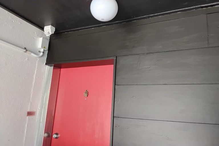 Photo of property in 61a Mortimer Terrace, Brooklyn, Wellington, 6021