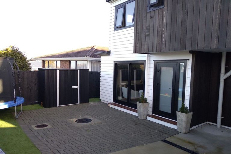 Photo of property in 148a Hutchinsons Road, Bucklands Beach, Auckland, 2014