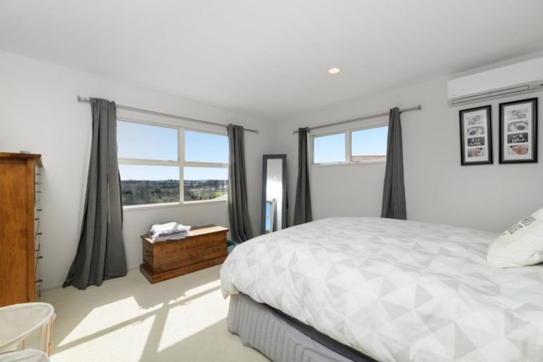 Photo of property in 64 Little John Drive, Bellevue, Tauranga, 3110
