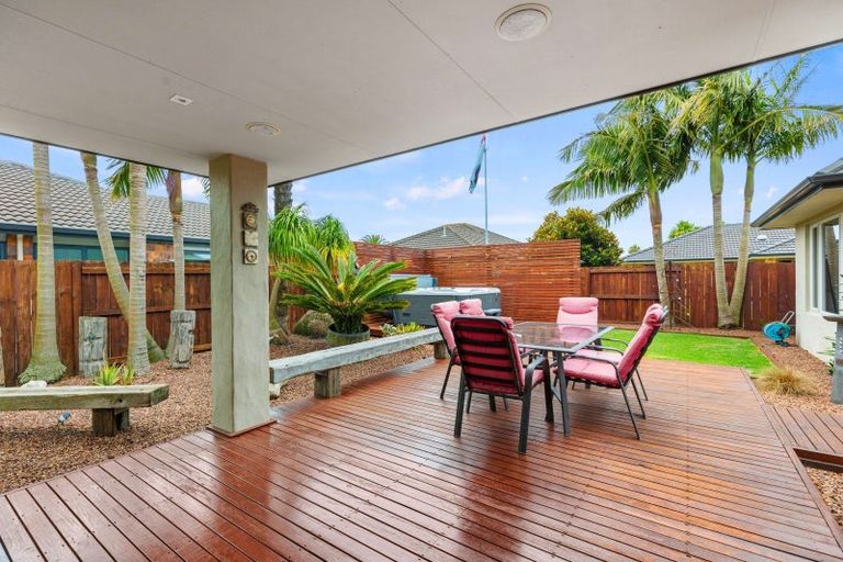 Photo of property in 10 Serena Key, Papamoa Beach, Papamoa, 3118