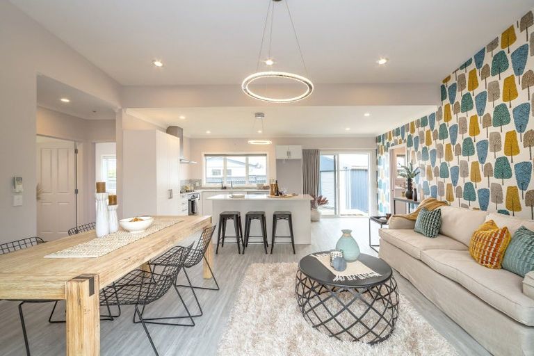 Photo of property in 8 Mahupuku Street, Greytown, 5712