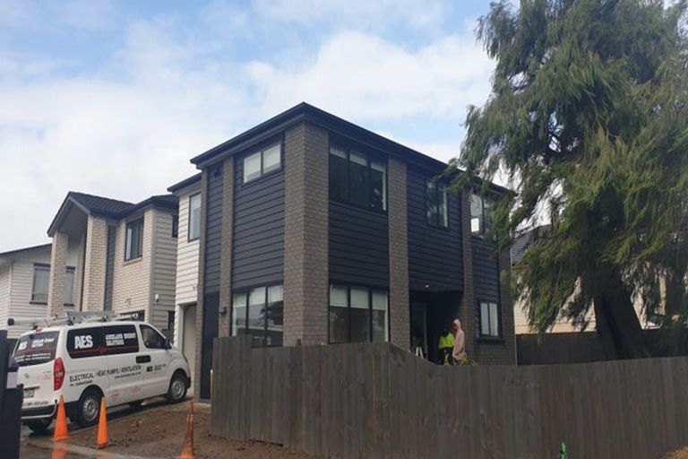 Photo of property in 58a Mckenzie Road, Mangere Bridge, Auckland, 2022