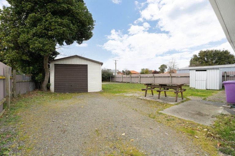 Photo of property in 76 Cambridge Street, Levin, 5510