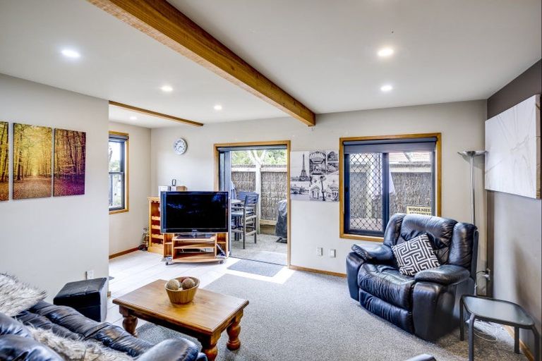 Photo of property in Hastings Gospel Hall, 17/2a Hillsbrook Place, Havelock North, 4130
