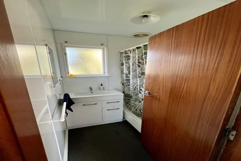 Photo of property in 29 Mark Avenue, Paparangi, Wellington, 6037