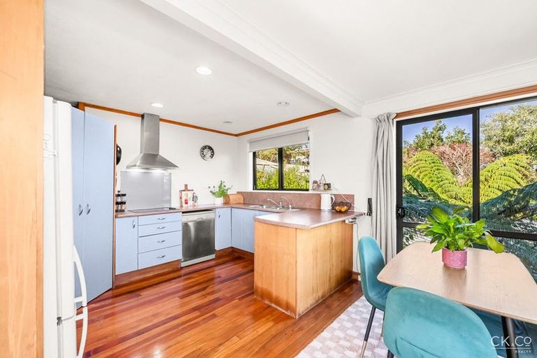 Photo of property in 24 Titiro Moana Road, Korokoro, Lower Hutt, 5012