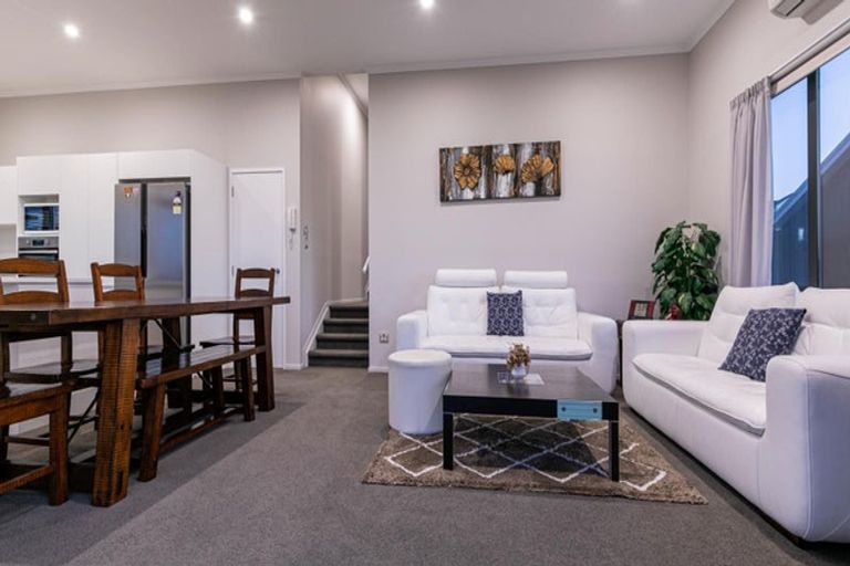 Photo of property in 41 Maka Terrace, Orewa, 0931