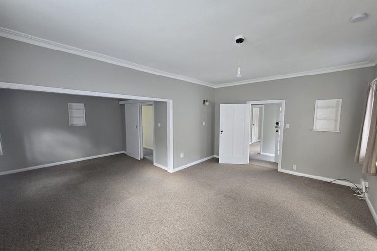 Photo of property in 40 Sunshine Avenue, Karori, Wellington, 6012