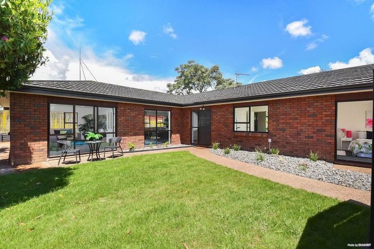 Photo of property in 6 Millhouse Drive, Northpark, Auckland, 2013