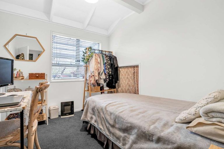 Photo of property in 13 Felstead Street, Birkenhead, Auckland, 0626