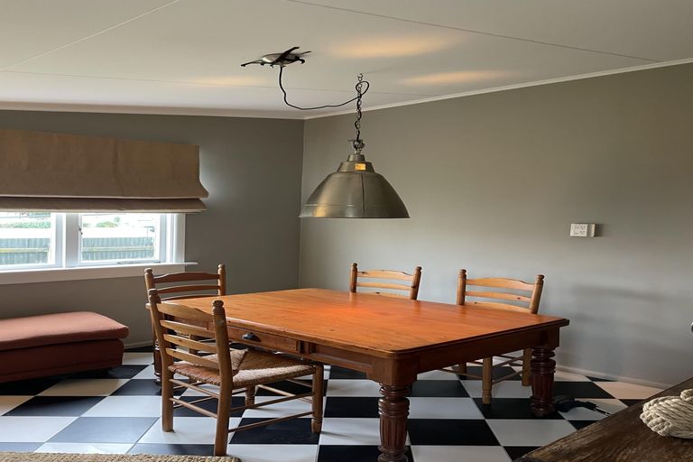 Photo of property in 7 Tweed Street, South Hill, Oamaru, 9400