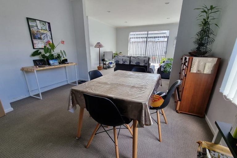 Photo of property in 8 Bushpark Place, Flat Bush, Auckland, 2016