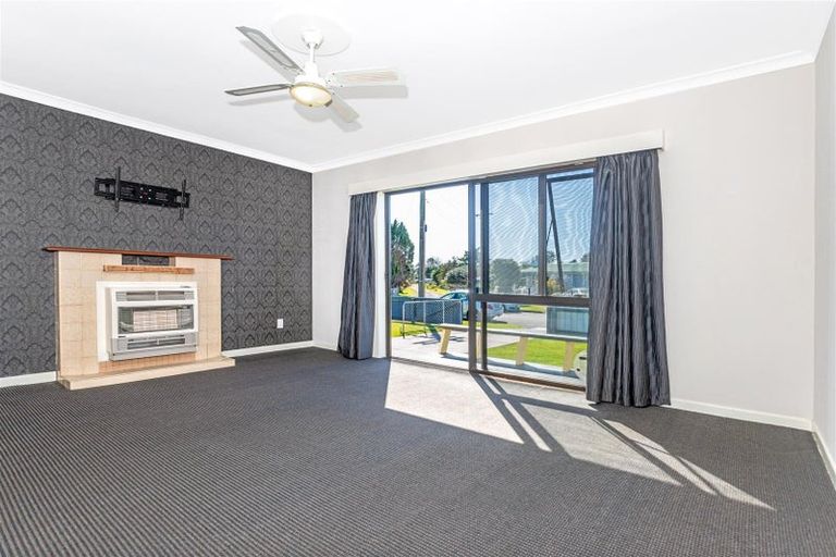 Photo of property in 10 Oates Street, Elgin, Gisborne, 4010