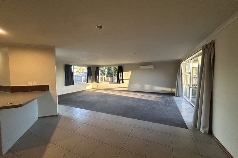 Photo of property in 1 Rosewood Court, Huntington, Hamilton, 3210