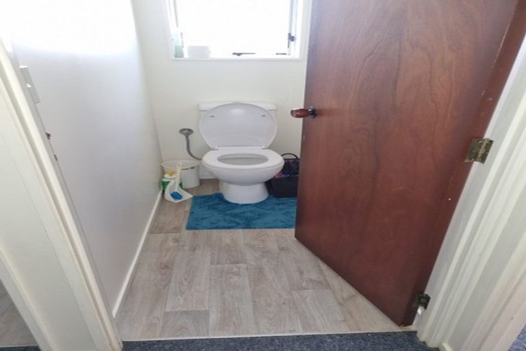 Photo of property in 2/28 Rata Street, New Lynn, Auckland, 0600