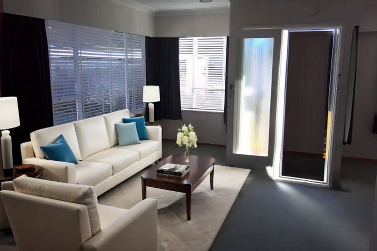 Photo of property in 3/60 Great South Road, Papakura, 2110