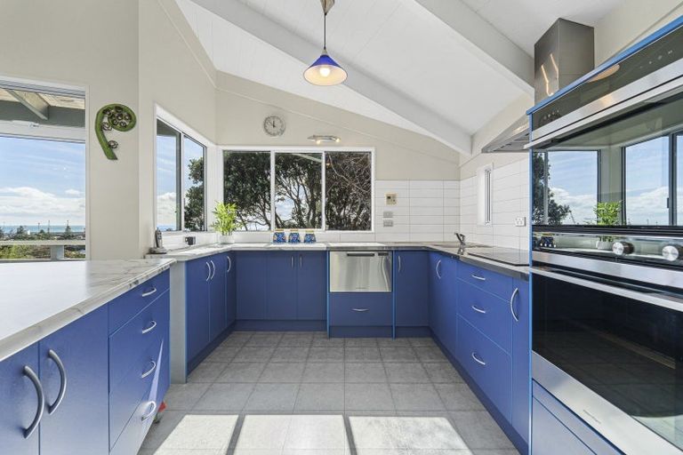 Photo of property in 32a Bayly Road, Moturoa, New Plymouth, 4310