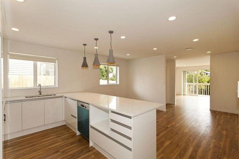 Photo of property in 111a Gardner Avenue, New Lynn, Auckland, 0600