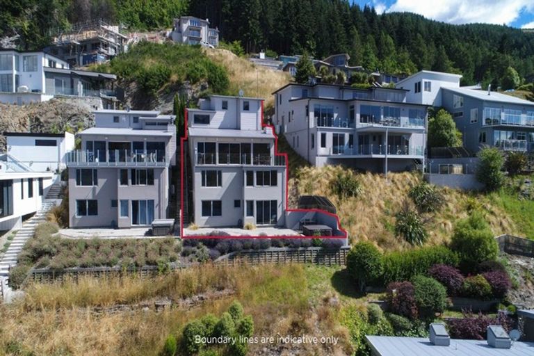 Photo of property in 10b Olivers Place, Queenstown, 9300