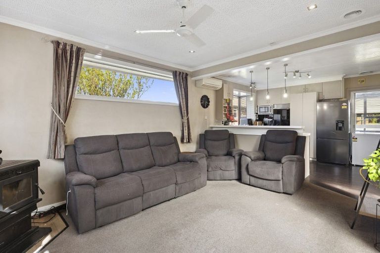 Photo of property in 2 Pottinger Street, Green Island, Dunedin, 9018