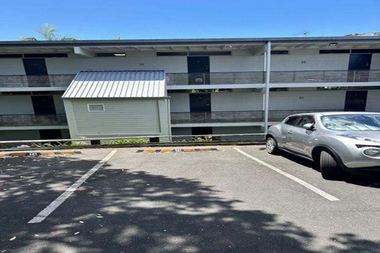 Photo of property in 14/73 Princes Street, Northcote Point, Auckland, 0627
