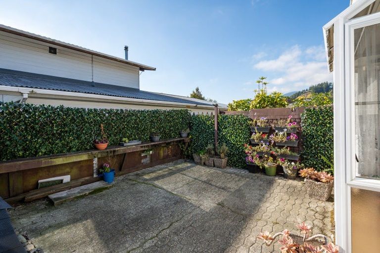 Photo of property in 1a Marlborough Crescent, Richmond, 7020