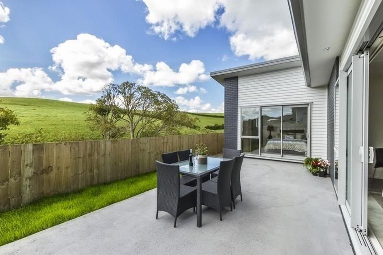 Photo of property in 84 Isabella Drive, Pukekohe, 2120