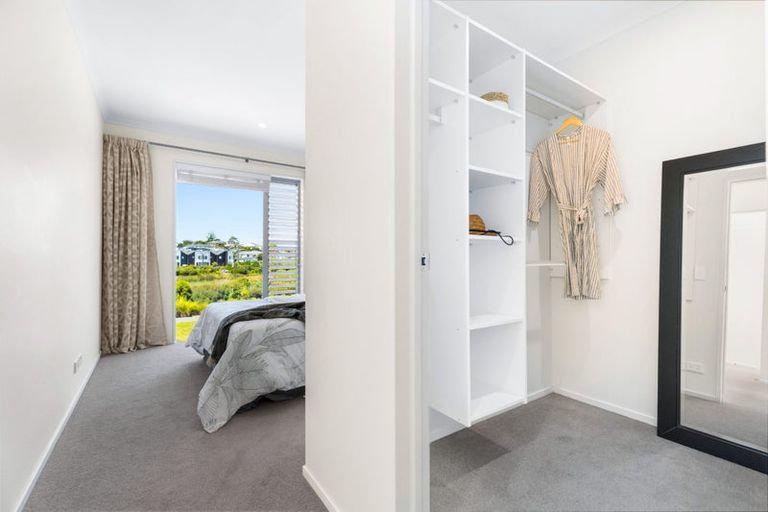 Photo of property in 44 Owen Chapman Drive, Red Beach, 0932