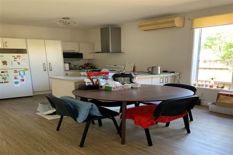 Photo of property in 6 Nortons Road, Avonhead, Christchurch, 8042