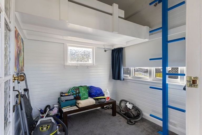 Photo of property in 467 Featherston Street, Palmerston North, 4414