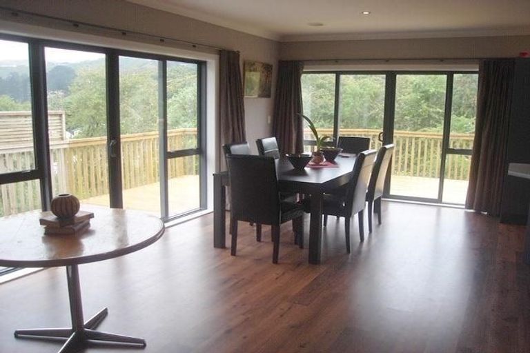 Photo of property in 20 Wantwood Grove, Churton Park, Wellington, 6037