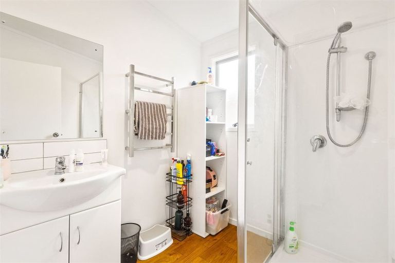 Photo of property in 337 Swanson Road, Ranui, Auckland, 0612